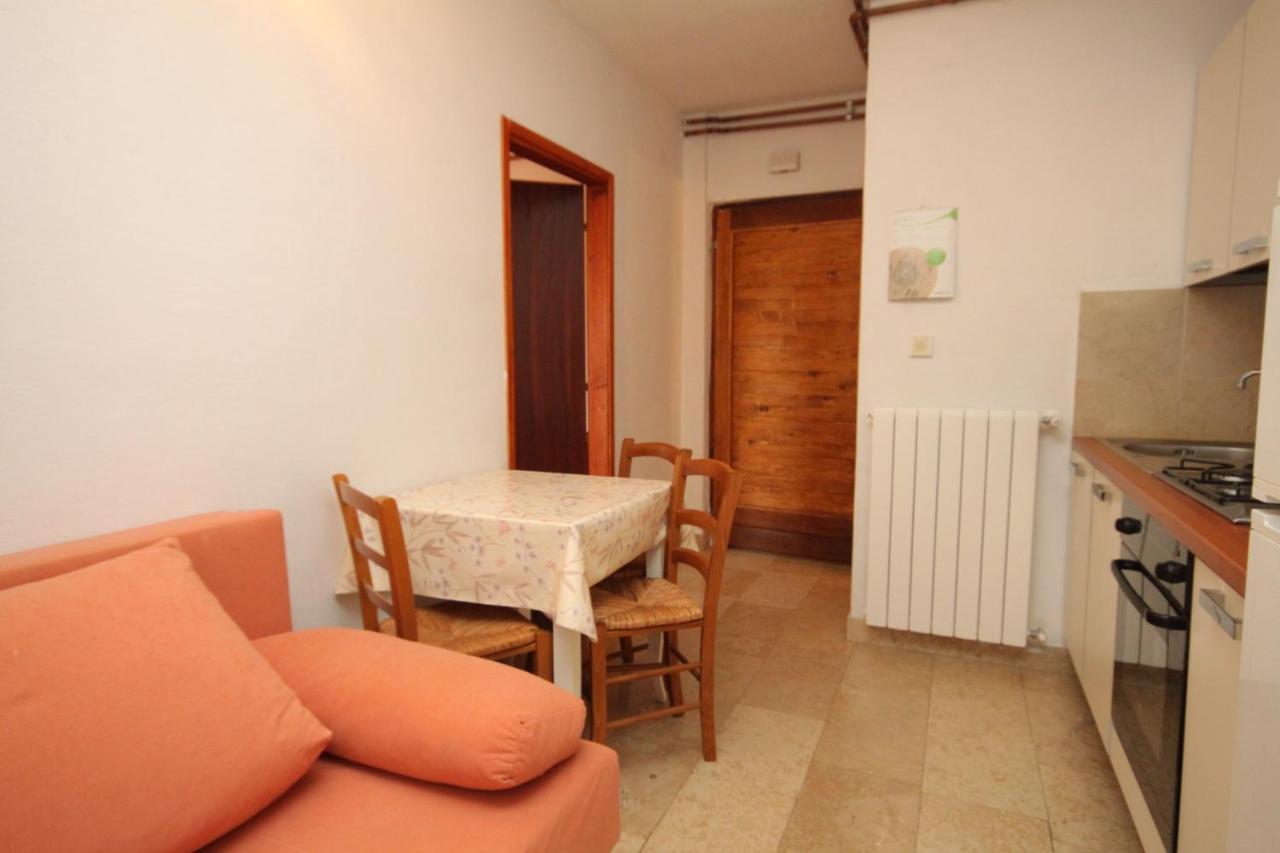 Family Friendly Apartments With A Swimming Pool Rovinj - 3394 Bagian luar foto